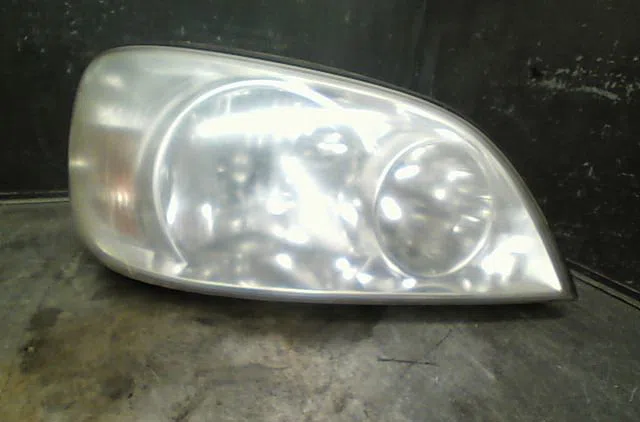 Phare droit Kia CARNIVAL II (GQ) 2.9 crdi (2001-2006) occasion