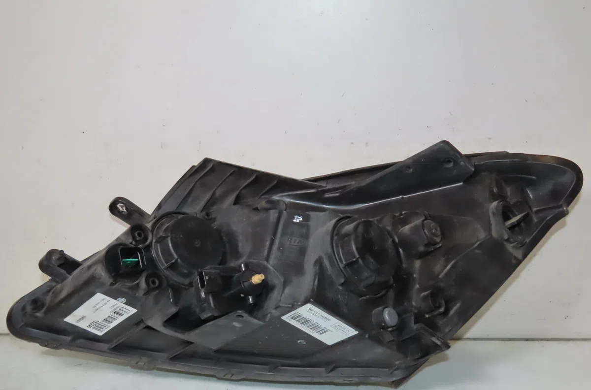 Phare droit Kia PRO CEE'D (ED) 1.6 crdi 115 (2008-2012) occasion
