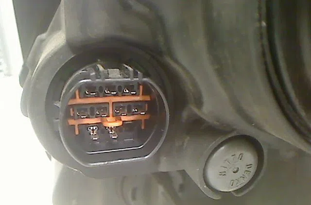 Phare droit Kia SOUL I (AM) 1.6 gdi (2011-2014) occasion