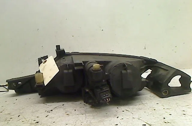 Phare droit Lancia Y (840_) 1.4 12v (840ab) (1996-2003) occasion