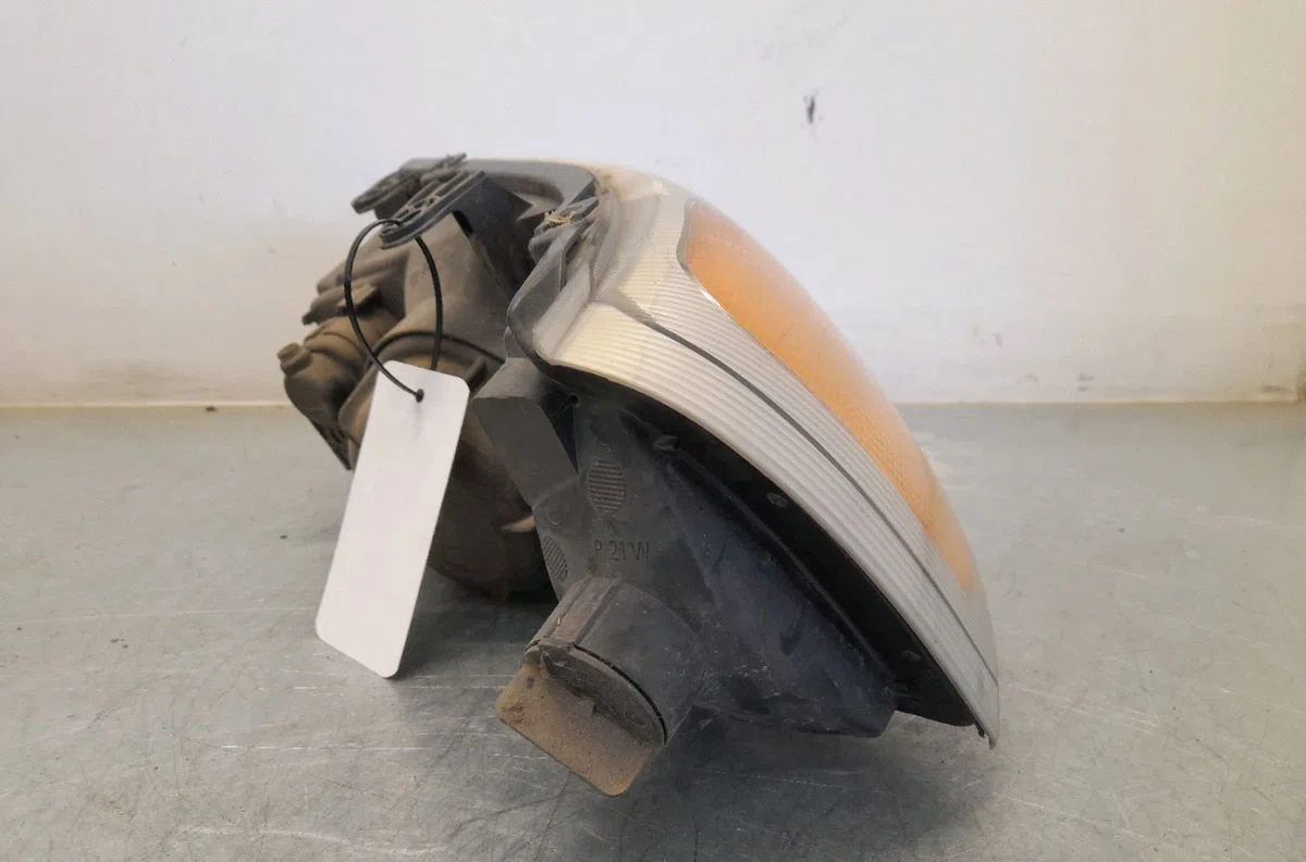 Phare droit Land rover FREELANDER I (L314) 2.0 di 4x4 (1998-2000) 5 portes occasion