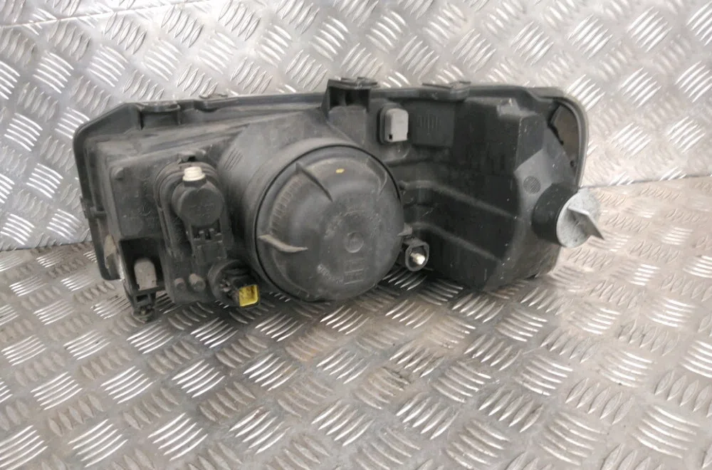 Phare droit Land rover FREELANDER I Soft Top (L314) 2.0 td4 4x4 (2000-2006) occasion