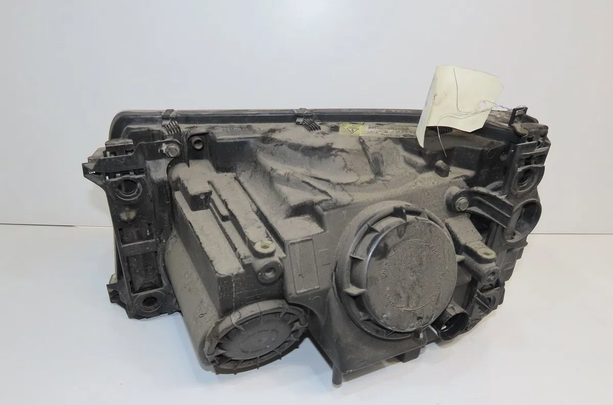 Phare droit Land rover RANGE ROVER SPORT I (L320) 2.7 d 4x4 (2005-2013) occasion