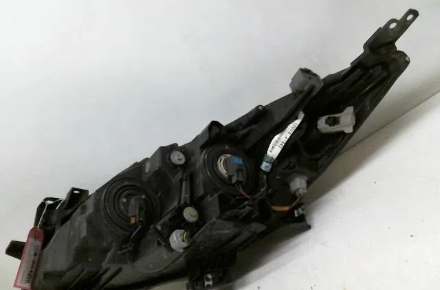Phare droit Mazda 3 (BL) 1.6 mzr (bl14) (2008-2014) occasion