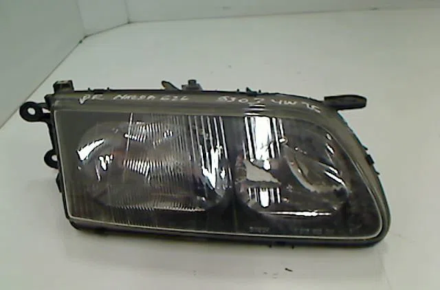 Phare droit MAZDA 626 1999 occasion