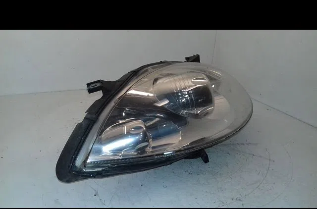 Phare droit Mercedes-benz CLASSE A (W169) A 180 (169.032, 169.332) (2009-2012) occasion