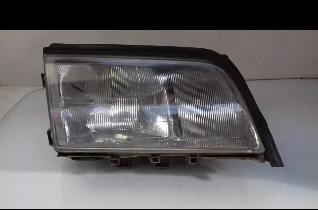 Phare droit Mercedes-benz CLASSE C (W202) C 180 (202.018) (1993-2000) 4 portes occasion