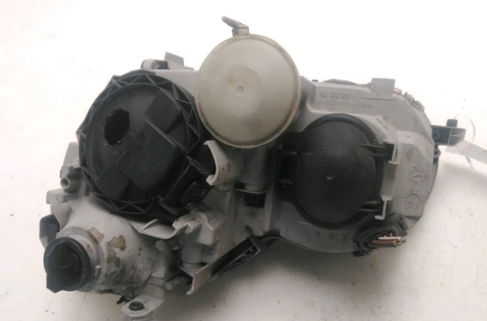 Phare droit Mercedes-benz CLASSE C (W203) C 240 (203.061) (2000-2007) occasion