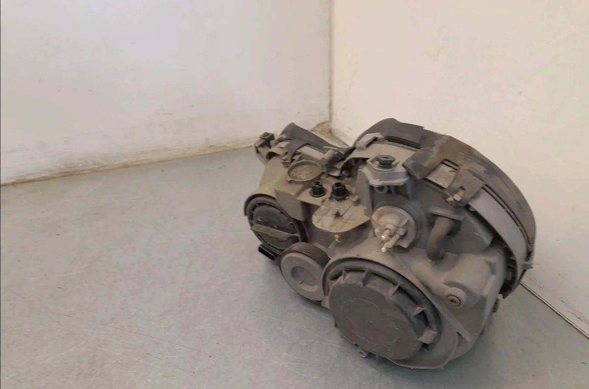 Phare droit Mercedes-benz CLK (C208) Clk 200 kompressor (208.344) (2000-2002) occasion