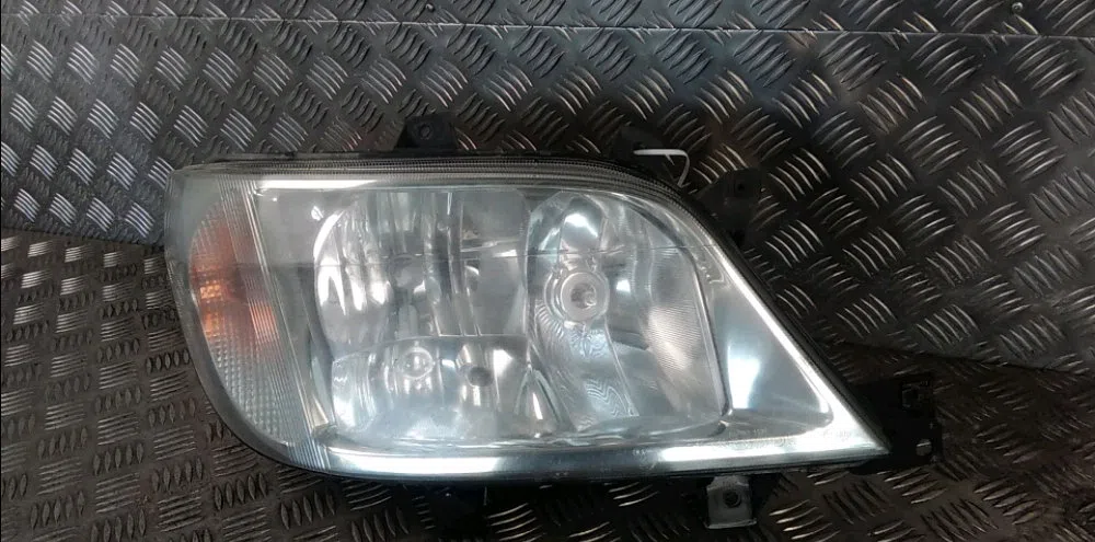 Phare droit Mercedes-benz SPRINTER 3-t Camionnette (B903) 311 cdi (903.661, 903.662, 903.663) (2000-2006) occasion