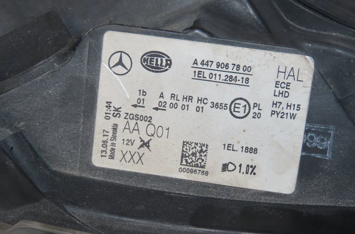 Phare droit Mercedes-benz VITO Camionnette (W447) 109 cdi (447.601, 447.603, 447.605) (2014) occasion
