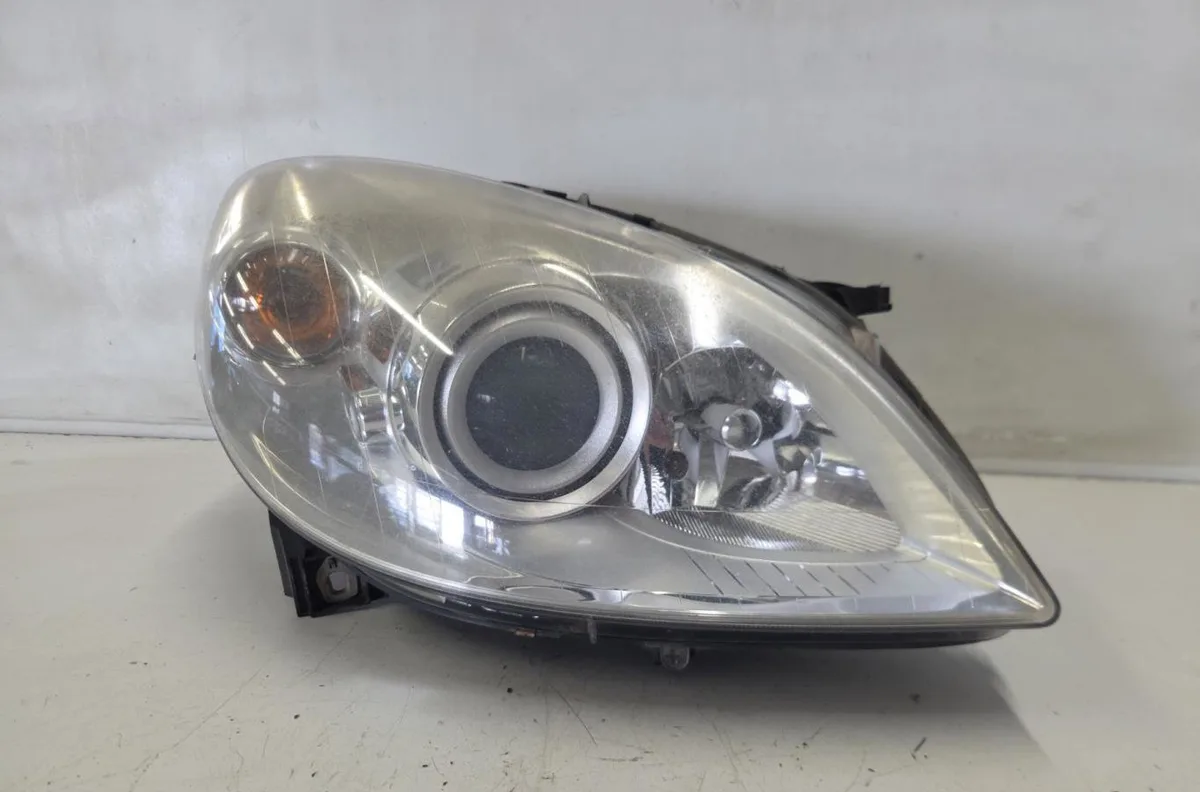 Phare droit MERCEDES CLASSE B 245 PHASE 2 occasion