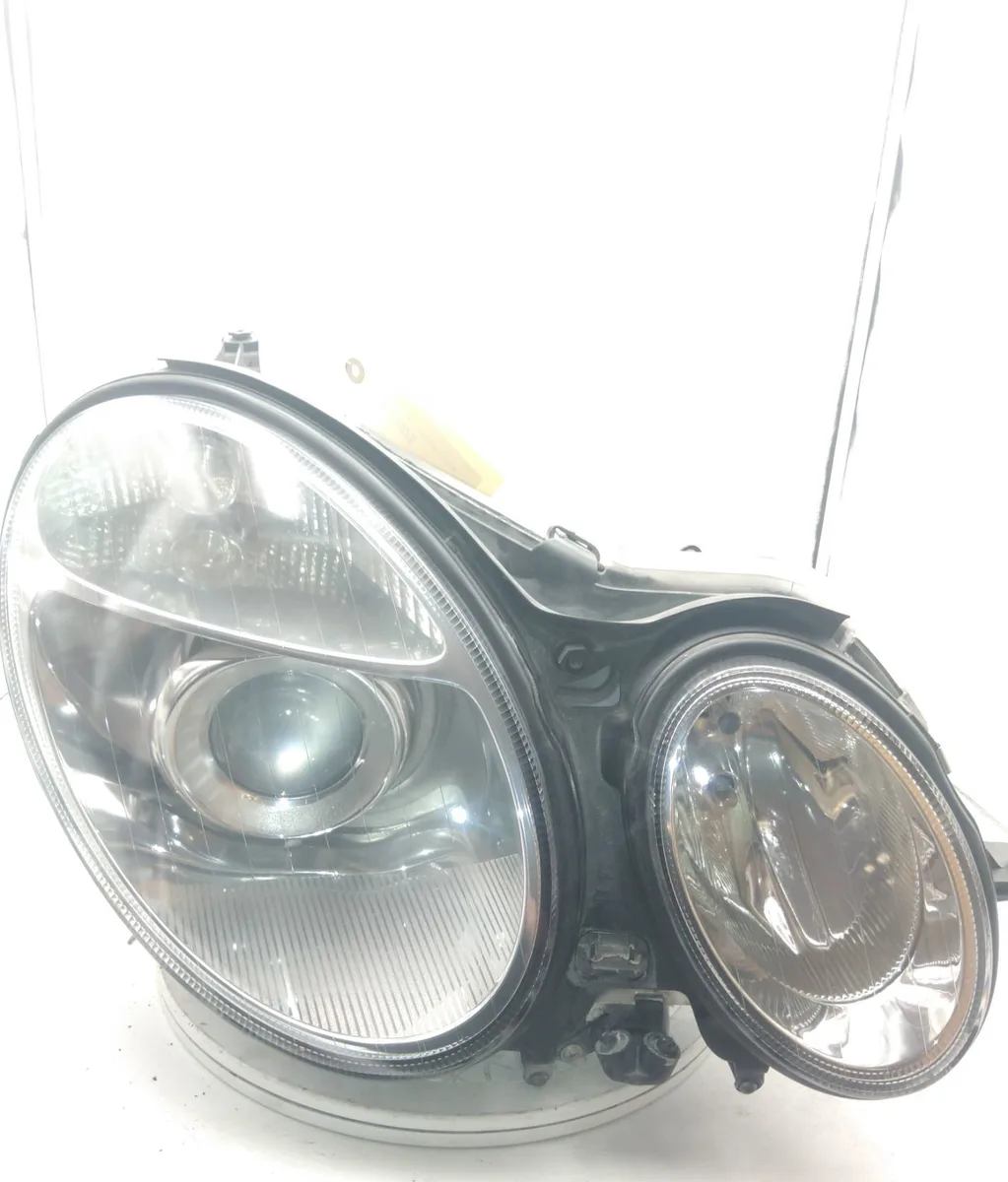 Phare droit MERCEDES CLASSE E III occasion