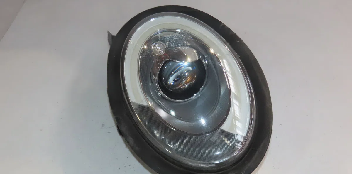 Phare droit Mini MINI CLUBMAN (F54) Cooper (2014) occasion