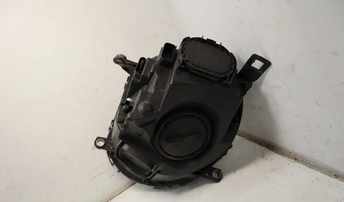 Phare droit Mini MINI (R56) Cooper d (2006-2010) occasion