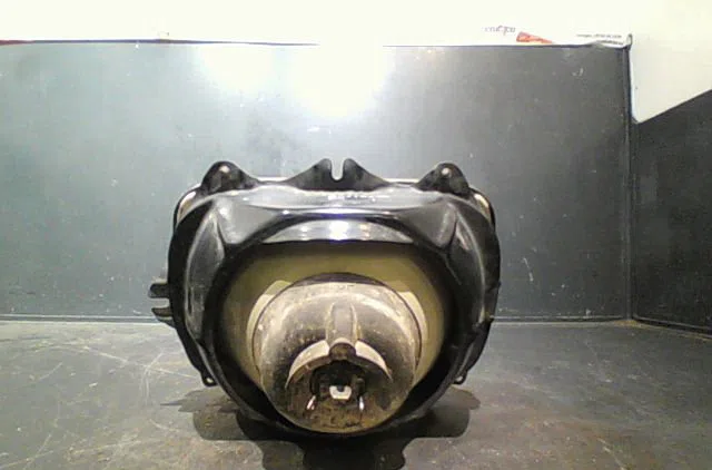 Phare droit Mitsubishi L200 (K3_T, K2_T, K1_T, K0_T) 2.5 td 4wd (k34t) (1992-1996) occasion