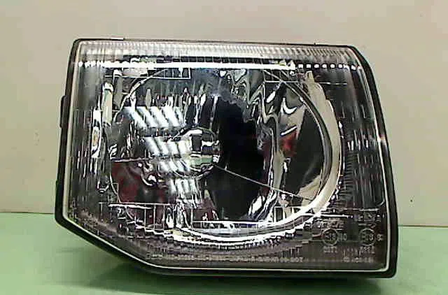 Phare droit MITSUBISHI PAJERO II 2005 occasion
