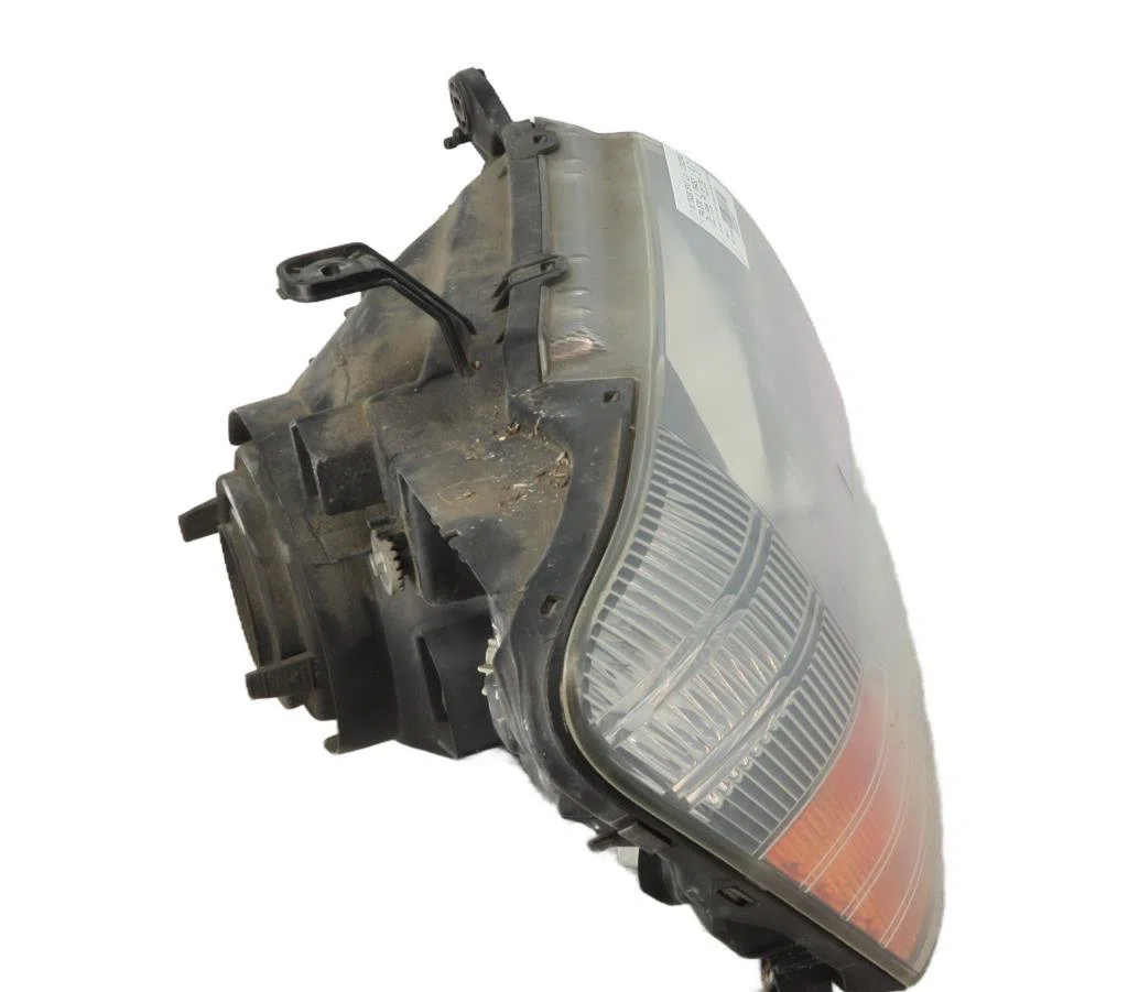 Phare droit Mitsubishi PAJERO III (V7_W, V6_W) 3.2 di-d (v68w, v78w) (2000-2006) occasion