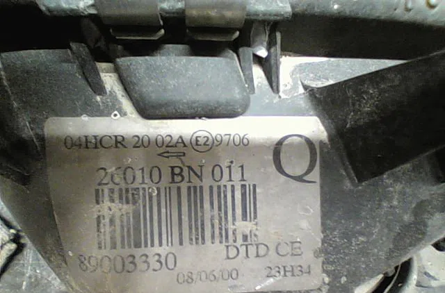 Phare droit Nissan ALMERA II Hatchback (N16) 2.2 di (2000-2003) occasion