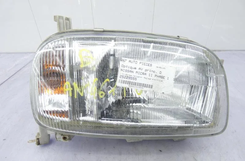 Phare droit NISSAN MICRA 2 PHASE 1 occasion
