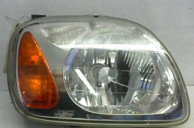 Phare droit NISSAN MICRA occasion