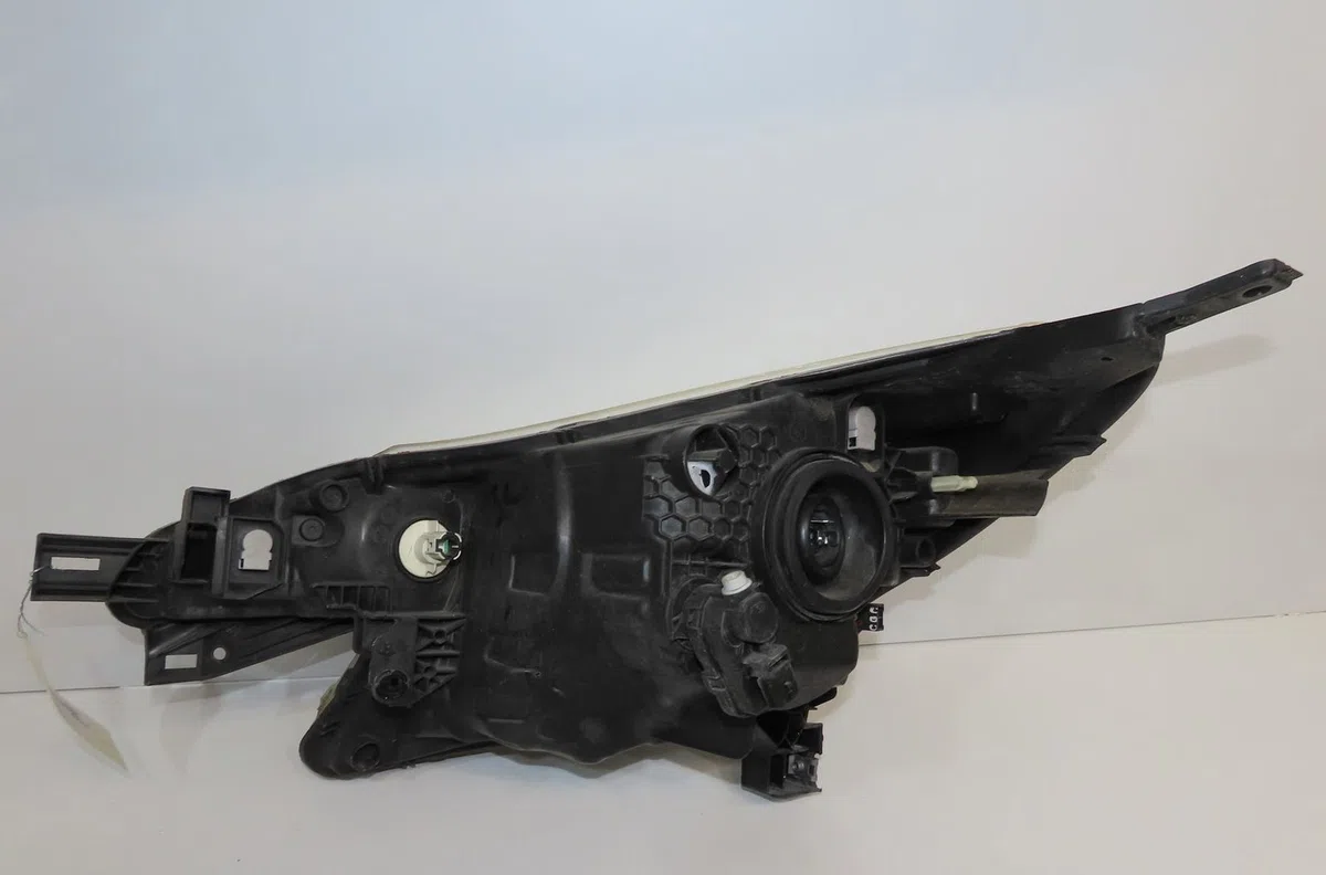 Phare droit Nissan NOTE (E12) 1.5 dci (2013) occasion