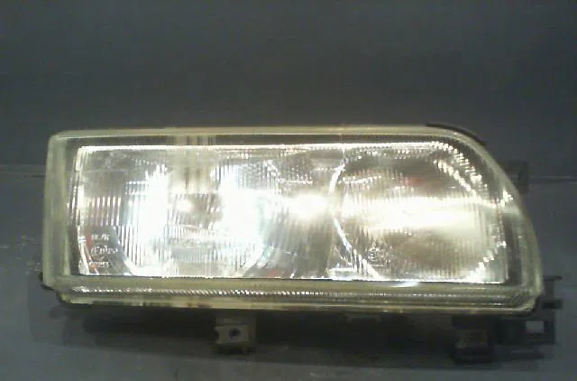Phare droit NISSAN PRIMERA 1996 occasion