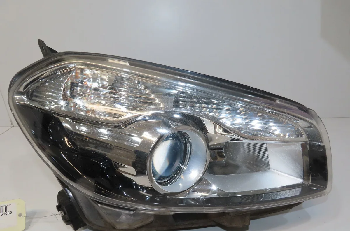 Phare droit Nissan QASHQAI - QASHQAI 2 I (J10, NJ10, JJ10E) 1.6 dci traction intégrale (2011-2013) occasion