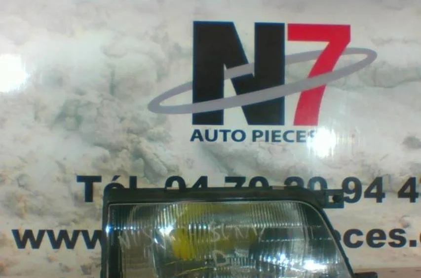 Phare droit NISSAN SUNNY 3 occasion