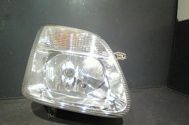 Phare droit OPEL AGILA 2005 occasion