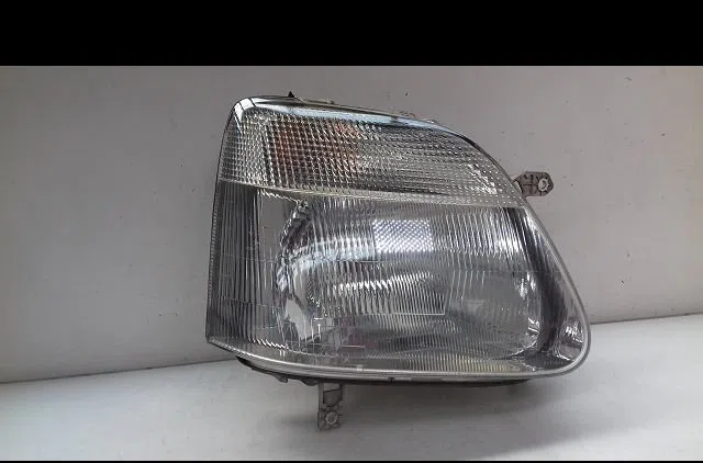 Phare droit Opel AGILA (A) (H00) 1.2 16v (f68) (2000-2007) occasion