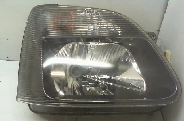 Phare droit Opel AGILA (A) (H00) 1.3 cdti (f68) (2003-2007) occasion