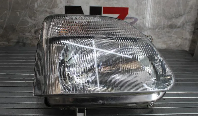 Phare droit OPEL AGILA A occasion