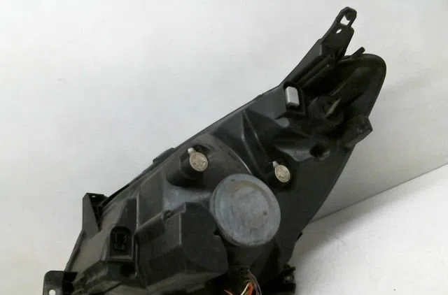 Phare droit Opel AGILA (B) (H08) 1.2 (f68) (2010-2014) occasion