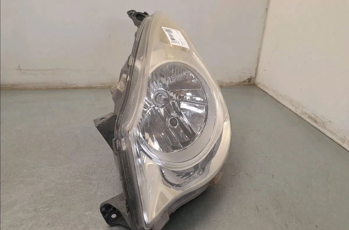 Phare droit Opel AGILA (B) (H08) 1.2 (f68) (2010-2014) occasion