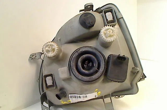 Phare droit OPEL AGILA I  1.0i 12v occasion