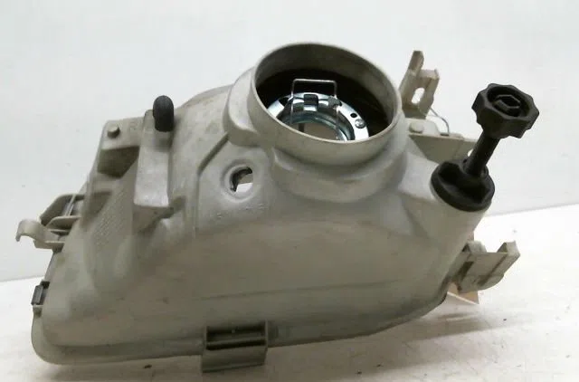 Phare droit Opel ASTRA F 3-5 portes (T92) 1.7 d (f08, m08, f68, m68) (1991-1992) occasion