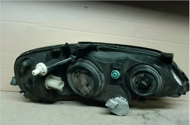 Phare droit Opel ASTRA G Break (T98) 2.0 di (f35) (1998-2004) occasion