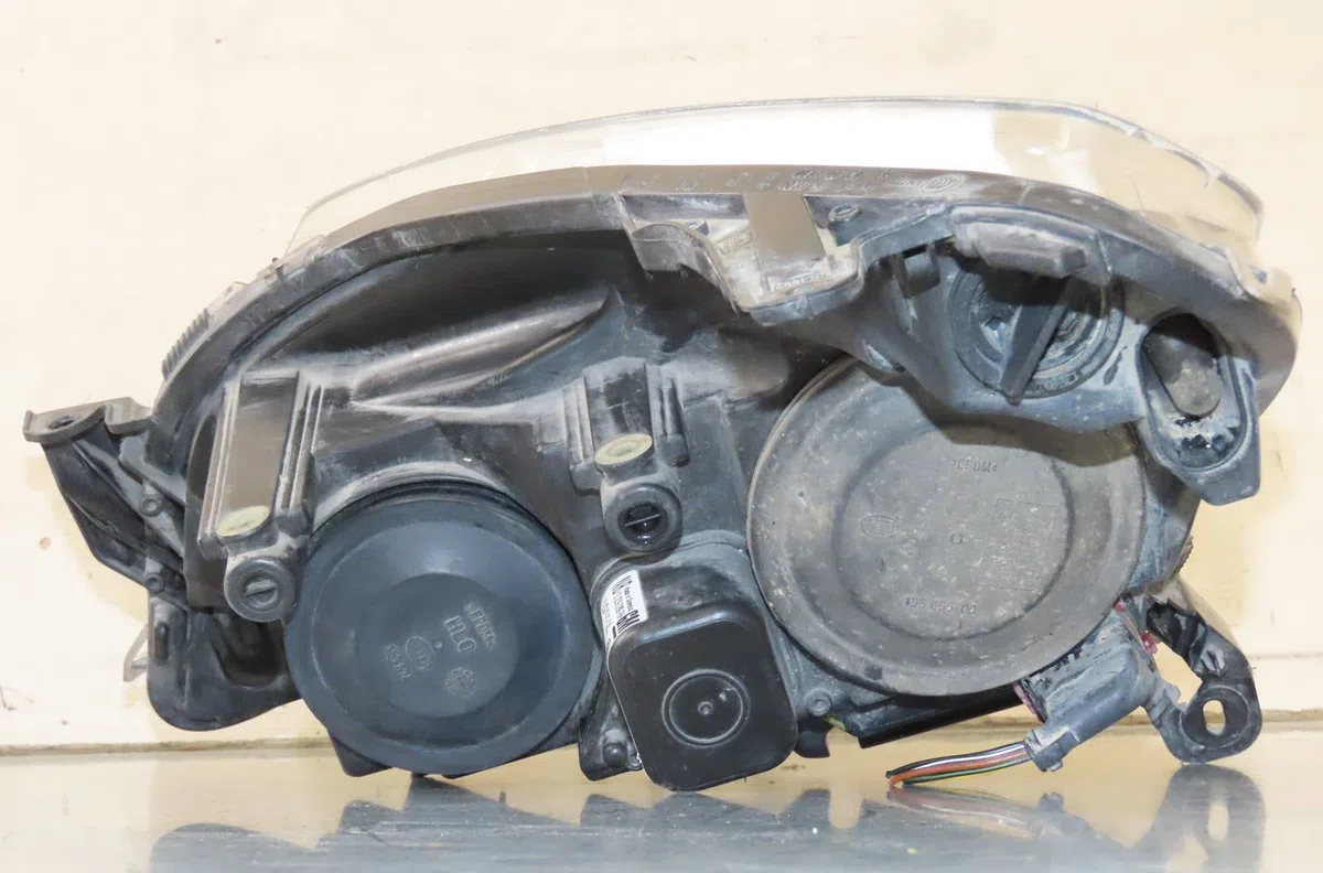 Phare droit Opel ASTRA H Break (A04) 1.3 cdti (l35) (2005-2010) 5 portes occasion