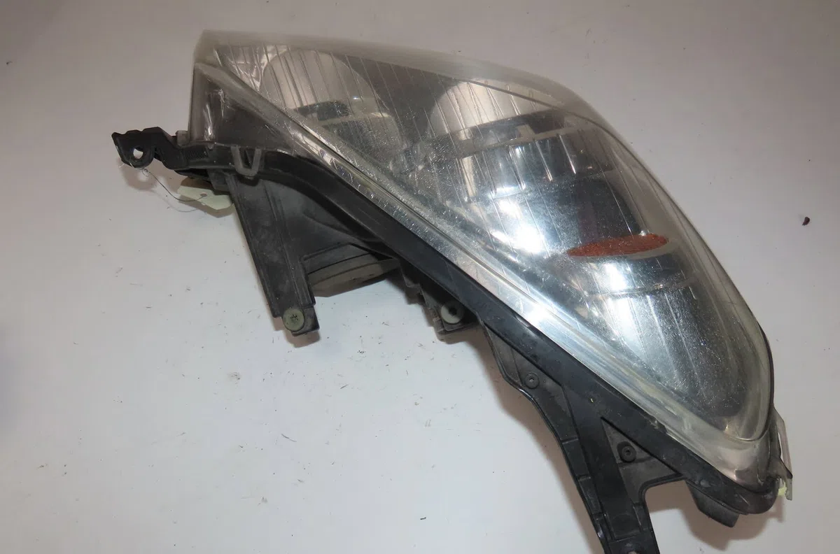 Phare droit Opel ASTRA H TwinTop (A04) 1.6 (l67) (2006-2010) occasion