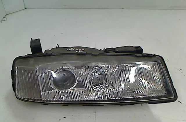 Phare droit OPEL CALIBRA 1994 occasion