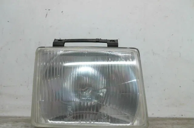 Phare droit OPEL CORSA A occasion