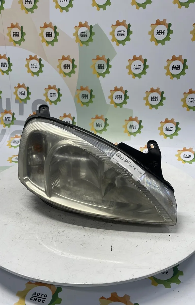 Phare droit OPEL CORSA C PHASE 1 occasion