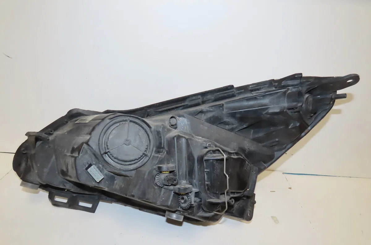 Phare droit Opel CORSA D (S07) 1.4 (l08, l68) (2006-2014) 3 portes occasion
