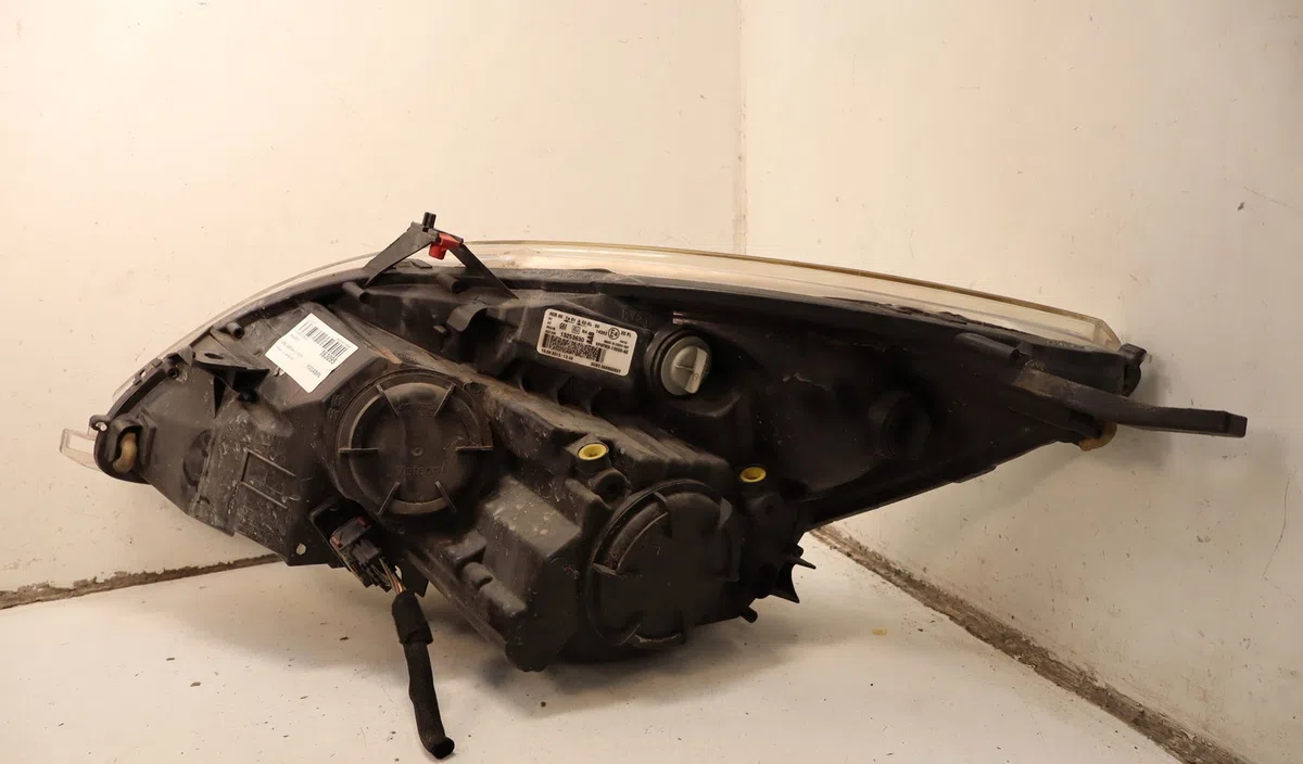 Phare droit Opel MERIVA B Monospace (S10) 1.7 cdti (75) (2010-2017) occasion