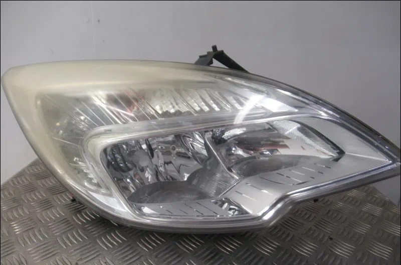 Phare droit Opel MERIVA B Monospace (S10) 1.7 cdti (75) (2010-2017) occasion