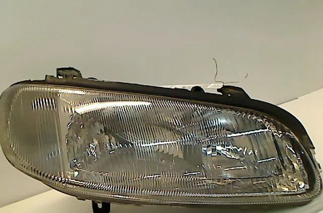 Phare droit OPEL OMEGA II 1996 occasion