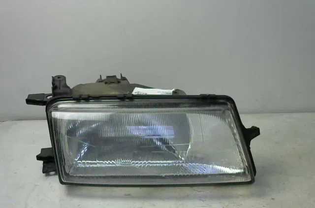 Phare droit Opel VECTRA A 3-5 portes (J89) 1.7 td (f68, m68) (1990-1995) occasion