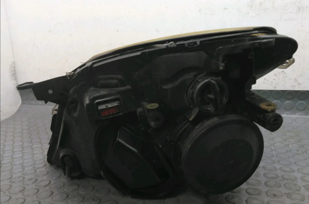 Phare droit Opel VECTRA C Break (Z02) 1.9 cdti (f35) (2004-2009) occasion