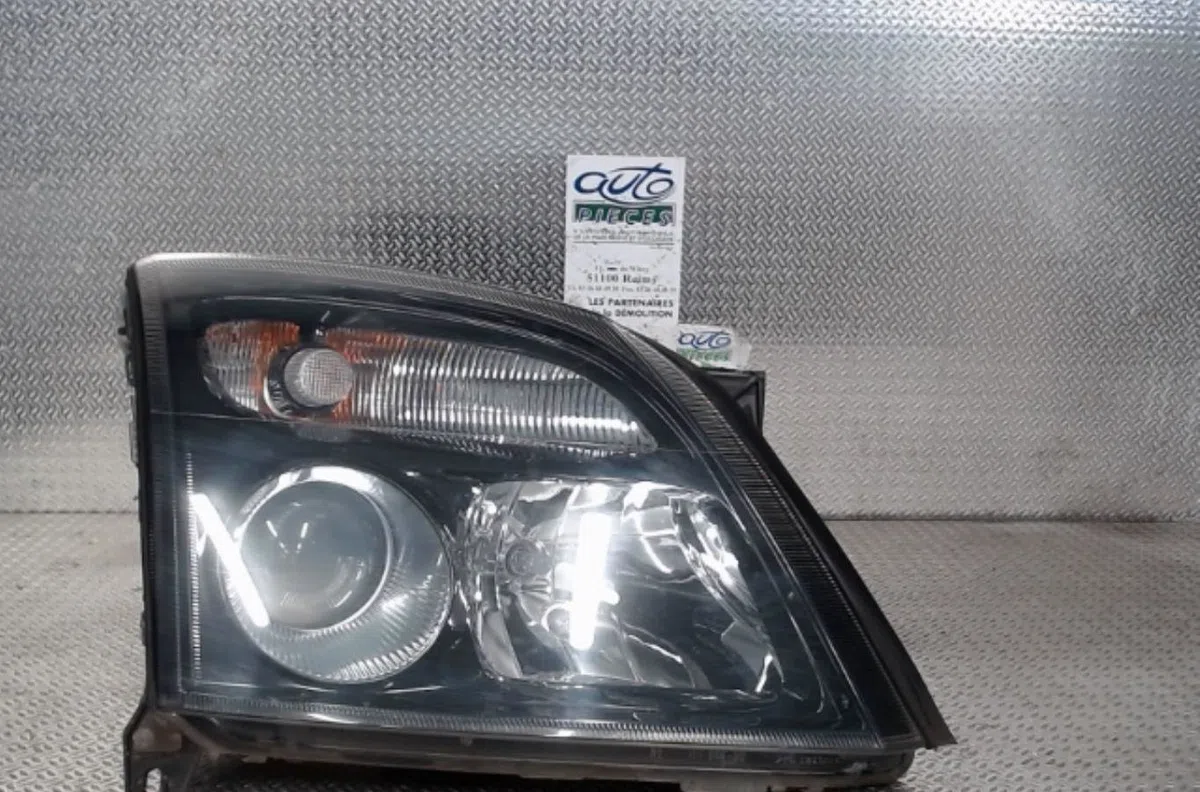 Phare droit Opel VECTRA C GTS (Z02) 2.2 dti 16v (f68) (2002-2006) occasion